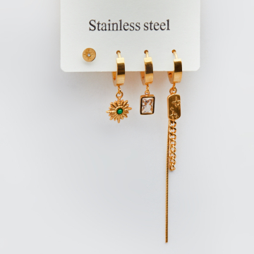 Zestaw kolczyków mix w kolorze złotym