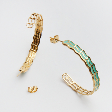 Kolczyki ze stali chirurgicznej koło ozdobne z turkusową emalią w kolorze złotym 40mm PVD