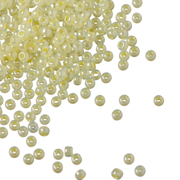 Koraliki TOHO Round 11/0 Ceylon Banana Cream