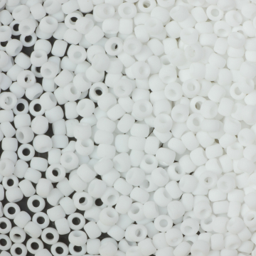 Koraliki TOHO Round Opaque-Frosted White 8/0