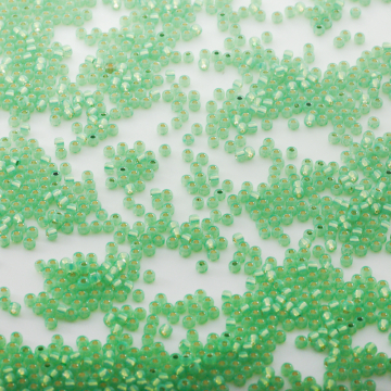 TOHO Round 11/0  Silver-Lined Milky Peridot