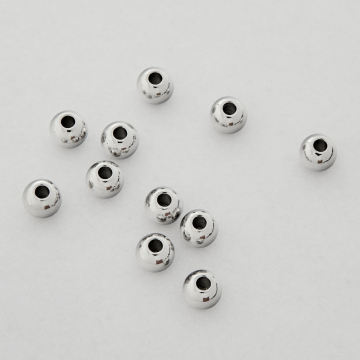 Kulki z mosiądzu w kolorze srebrnym 6mm