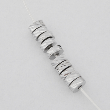 Przekładka oponka nacinana z mosiądzu w kolorze srebrnym 5x2mm