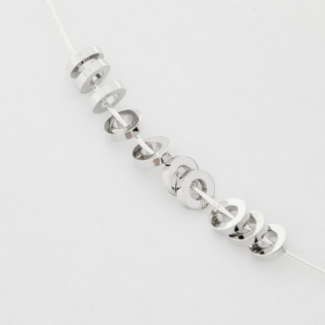 Przekładka oponka gładka z mosiądzu w kolorze srebrnym 6x1,5mm