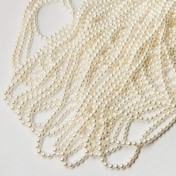 Perły seashell kulka gładka 4mm
