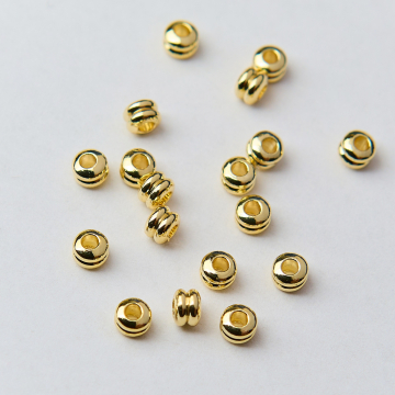 Przekładka oponka nacięta z mosiądzu w kolorze złotym 4mm