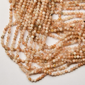 Kamień słoneczny kulka fasetowana 4mm