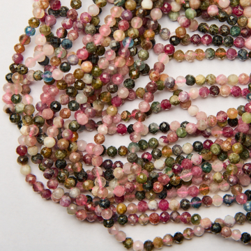 Turmalin kulka fasetowana 4mm