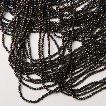 Czarny turmalin kulka fasetowana 2mm