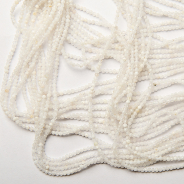 Kamień księżycowy kulka fasetowana biała 2,5mm