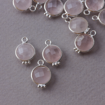 Kryształ górski różowy krążek w okuciu 8mm