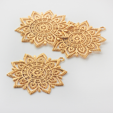 Srebrna zawieszka mandala do naszyjników AG925 pozłacana 41mm