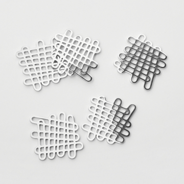 Zawieszka ze stali szlachetnej zawijasy do naszyjników w kolorze srebrnym 19,5x18,5mm