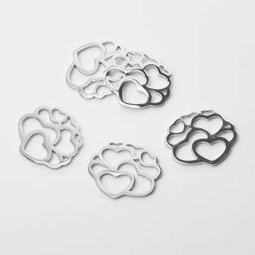 Zawieszka ze stali szlachetnej serca do naszyjników w kolorze srebrnym 18,5mm