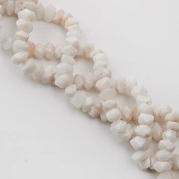 Kamień księżycowy poduszka ścinana nieregularna 5-8mm