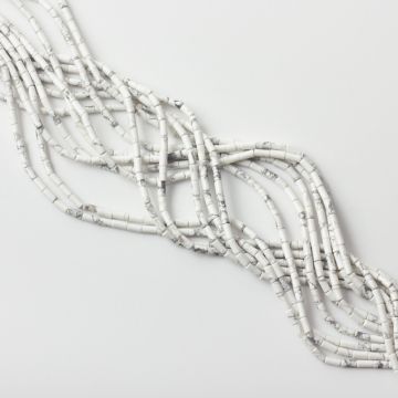 Howlit biały słupek gładki 4,5x2,5mm Howlit biały słupek gładki 4,5x2,5mm