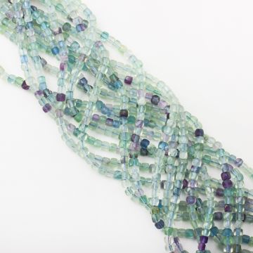 Fluoryt kostka fasetowana 4,5x4,5mm