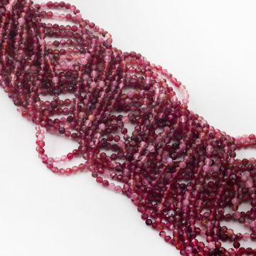 Kryształ górski truskawkowy kulka fasetowana 4mm Kryształ górski truskawkowy kulka fasetowana 4mm