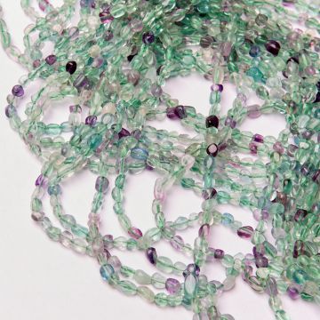 Fluoryt bryłka nieregularna 4x6mm