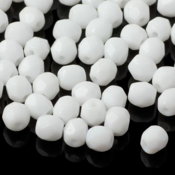 Fire Polish Alabastr (02010) 4mm