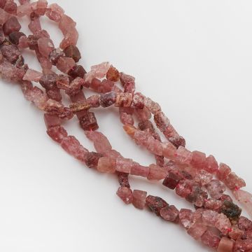 Kryształ górski truskawkowy bryłka surowa 6-15mm