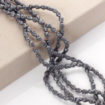 Hematyt czaszka mat natural 8mm