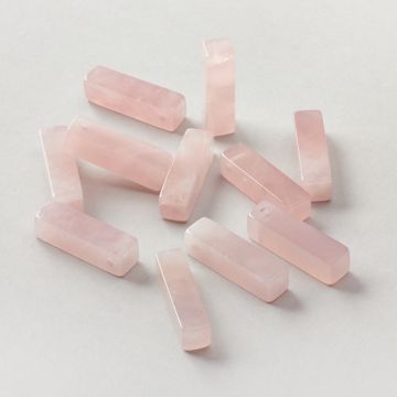 Kryształ górski różowy zawieszka słupek 25x7mm