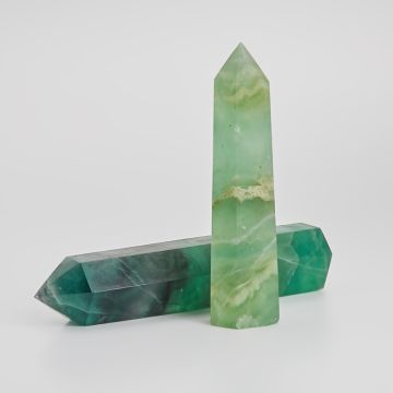 Słupek z fluorytu 7-9cm