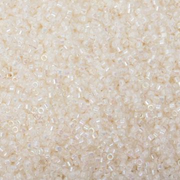 Koraliki Miyuki Delica Off White AB 11/0 Koraliki Miyuki Delica Off White AB 11/0