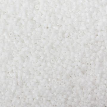 Koraliki Miyuki Delica Opaque Chalk White 11/0 Koraliki Miyuki Delica Opaque Chalk White 11/0