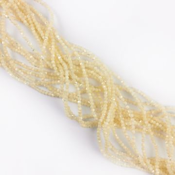 Kulki z masy perłowej opalizujące białe 2mm Kulki z masy perłowej opalizujące białe 2mm