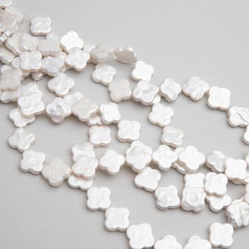 Perły ceramiczne koniczyna marokańska biała 12mm