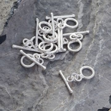 Srebrne satynowe zapięcie toggle AG925 8,5mm