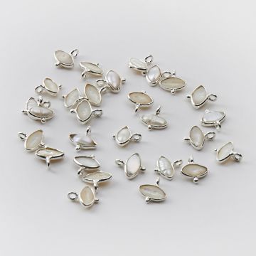 Srebrna zawieszka perła naturalna w srebrnym okuciu AG925 7mm