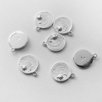 Srebrna zawieszka okrągła z księżycem i słońcem AG925 13mm