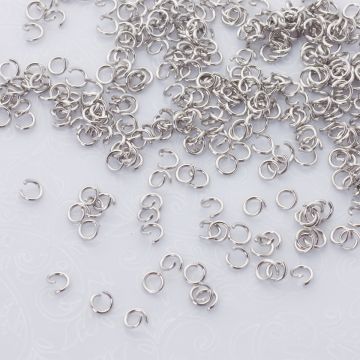 Kółeczka zaciskowe ze stali chirurgicznej w kolorze srebrnym 5x0,8mm