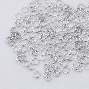 Kółeczka zaciskowe ze stali chirurgicznej w kolorze srebrnym 6x0,8mm