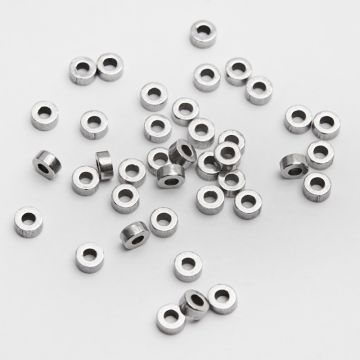 Przekładka oponka ze stali chirurgicznej w kolorze srebrnym 3mm