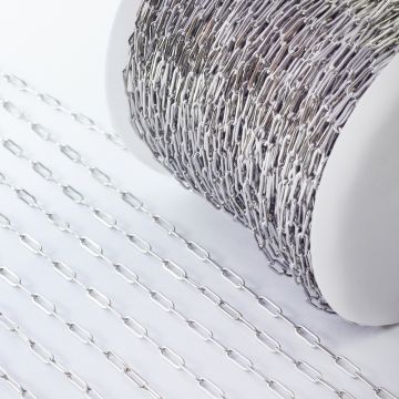 Łańcuch ze stali chirurgicznej owa wąski w kolorze srebrnym 3x9mm