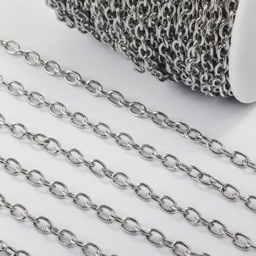 Łańcuszek ze stali chirurgicznej owale nacinane w kolorze srebrnym 8x5mm Łańcuszek ze stali chirurgicznej owale nacinane w kolorze srebrnym 8x5mm