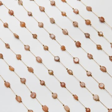 Łańcuch z kamieniem słonecznym ze stali chirurgicznej w kolorze złotym 13x4mm