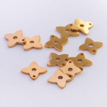 Mini zawieszka ze stali chirurgicznej koniczynka w kolorze złotym 6mm