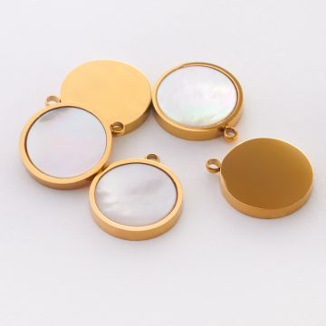 Zawieszka ze stali chirurgicznej z masą perłową kółko w kolorze złotym 11,5mm