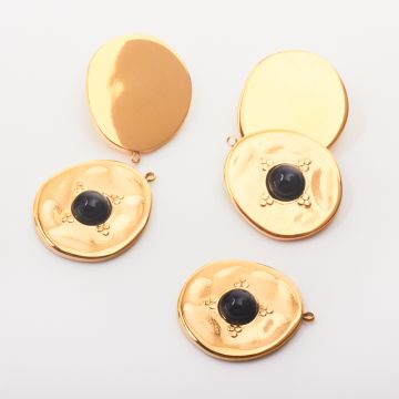 Zawieszka ze stali chirurgicznej z onyksem w kolorze złotym 20mm