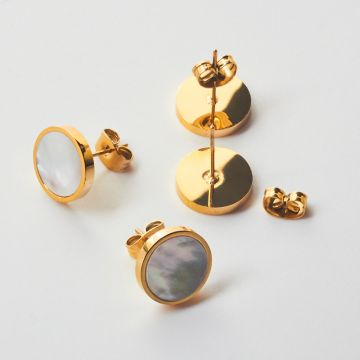 Kolczyki ze stali chirurgicznej z masą perłową kółko w kolorze złotym 11,5mm