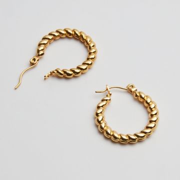 Kolczyki ze stali chirurgicznej ozdobne kółko ze splotem w kolorze złotym 22mm PVD