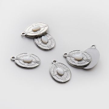 Zawieszka ze stali chirurgicznej owal z masą perłową w kolorze srebrnym 21mm