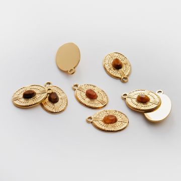 Zawieszka ze stali chirurgicznej owal z tygrysim okiem w kolorze złotym 21mm PVD