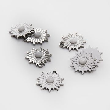 Zawieszka ze stali chirurgicznej słoneczko kamieniem księżycowym w kolorze srebrnym 17mm