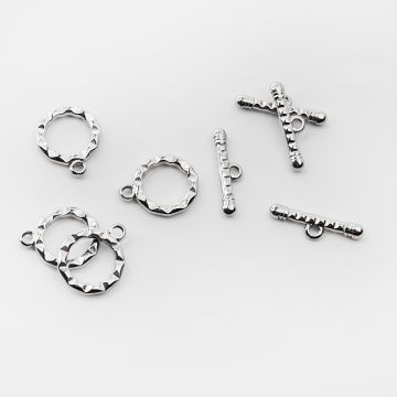 Zapięcie toggle ze stali chirurgicznej nacinane w kolorze srebrnym